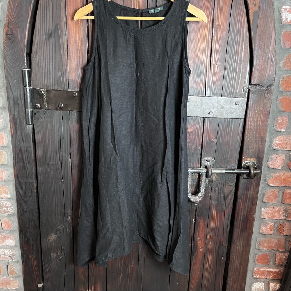 For Cynthia Black Sleeveless Mini Dress